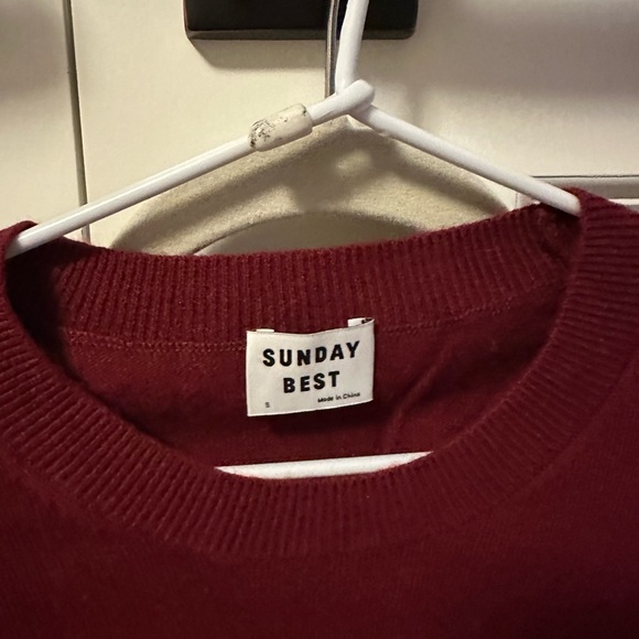 Aritzia Sunday Best burgundy heart sweater. Size S. - Picture 3 of 4